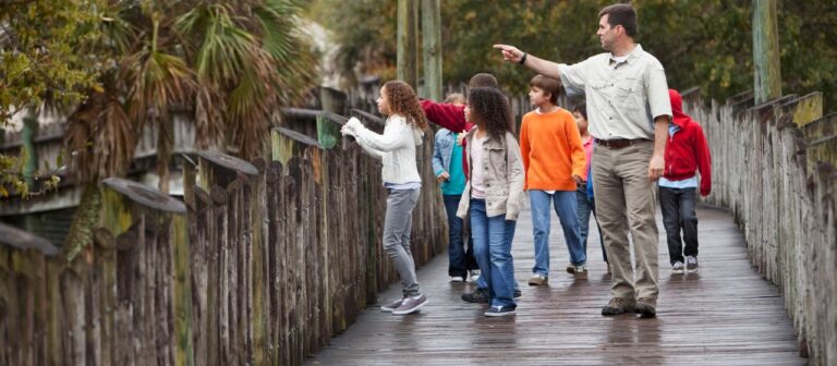 förening tjäna pengar tillsammans genom försäljning