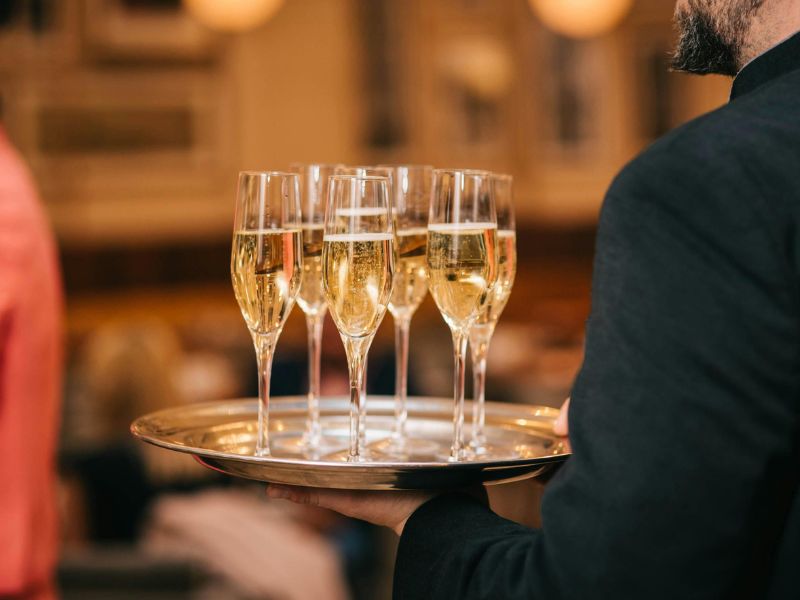 champagne till studentfesten